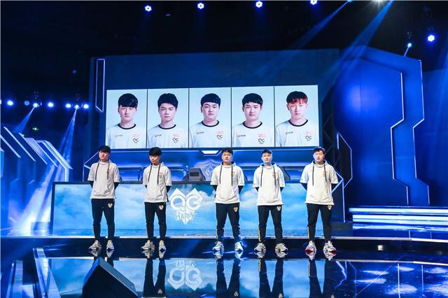 陈幸同4-1晋级WTT横滨冠军赛决赛将与孙颖莎争冠