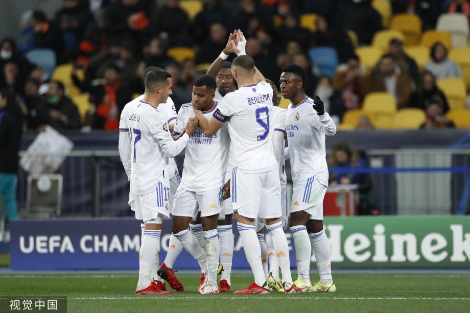 两年前解说罗马逆转了萨尔茨堡红牛 也是迪巴拉实现了逆转.