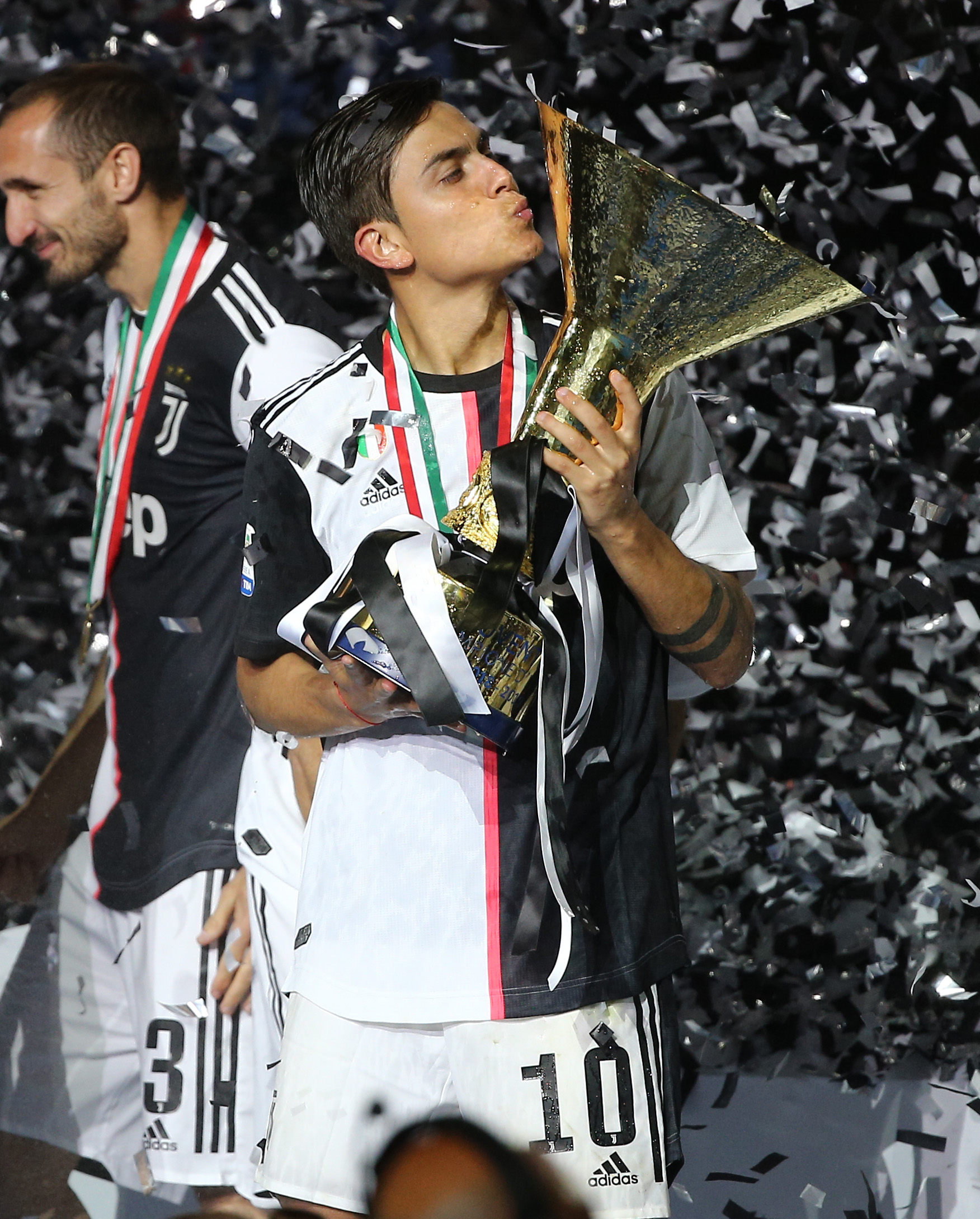 他对队友的 他对队友的