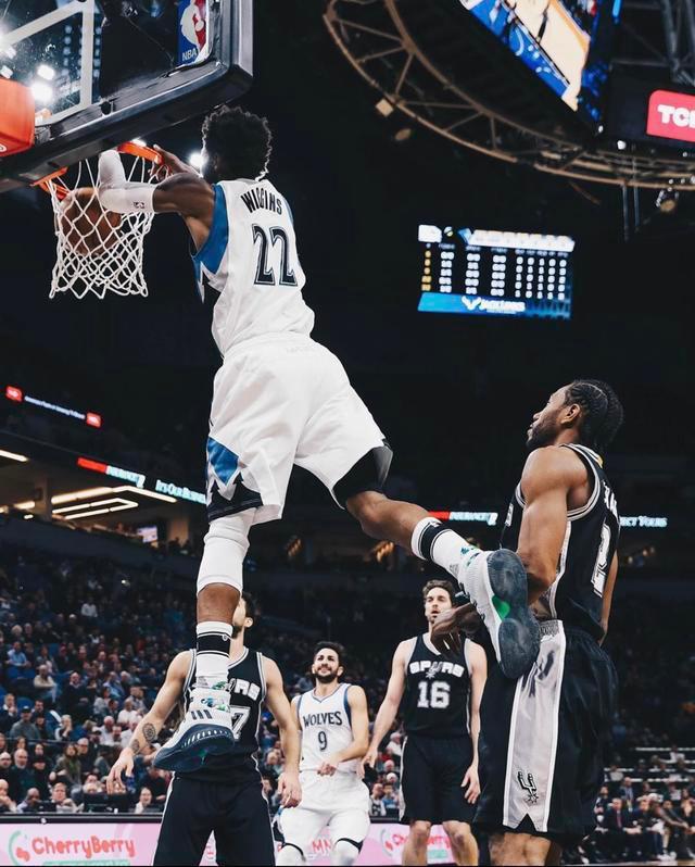 出和禁区前 出和禁区前