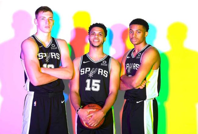 传背传到位 传背传到位